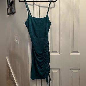 Bodycon Ruched Dress - size L